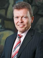 Heinz-Günter Sauerhoff seit 25 Jahren erfolgreicher Manager bei der TER HELL PLASTIC GmbH.