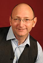 Mit Flexination gründet Henrik Annighöfer eine Beratungsfirma mit geballtem Folienwissen im Hintergrund.
