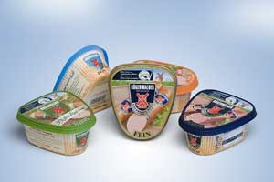 Modernes Design für den Streichwurst-Klassiker: Seit Anfang März ist die "Rügenwalder Teewurst" in neuen IML-Verpackungen im Handel erhältlich.