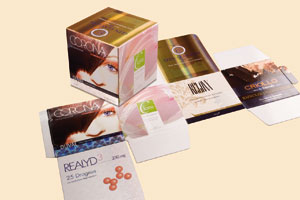 Die Edelmann Gruppe erhält für ihr innovatives Veredelungsverfahren CEholo den Deutschen Verpackungspreis 2010 in der Kategorie "Prototyp". CEholo nutzt die lackbasierte Image Transfer-Technik, die Holografiefolien substituiert. Das ermöglicht Edelmann individuelle holografische Veredelungseffekte, die zugleich kosteneffizient und ökologisch in der Produktion sind.