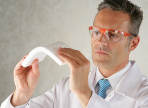 Sichere Reise für empfindliche Güter versprechen die Verpackungslösungen aus E-por*+®+* von der BASF.