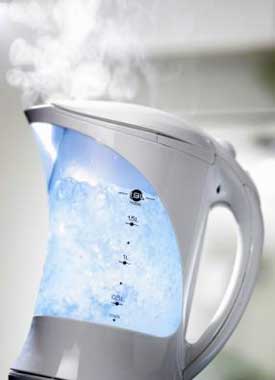 Neben Wasserkochern ist auch der Bereich der PP-Verpackungen ein mögliches Anwendungsgebiet für Uvinul® 4050, dem ersten monomeren HALS Lichtstabilisator der BASF mit Zulassung für den Lebensmittelkontakt.