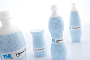 Flexround® ts: Schrumpffähige Rundumetikettenfolie von Bischof+Klein (B+K) aus Styrolux® von BASF.