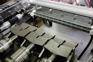 Das neue Impulssiegeln, das die Telsonic AG zusammen mit Ropex entwickelt hat, vereint die Vorteile des Thermosiegelns und des Ultraschallschweißens.