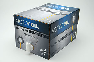 Das Bag-in-Box-System von Scholle Packaging für in der Kfz-Industrie eingesetzte Chemikalien und Flüssigkeiten substituiert 24 Ein-Liter-Flaschen.