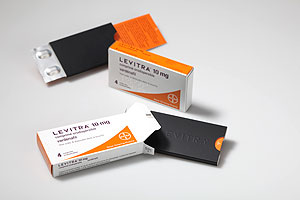 Edelmann hat in enger Kooperation mit Bayer Healthcare Pharmaceuticals und Burgopak™ ein neues Verpackungskonzept für Levitra Schmelztabletten realisiert. Die Burgopaks bestehen aus einem elegant schwarzen, mattlackierten Cover und einer Pullcard.