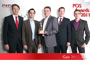 Nahmen die Auszeichnung des POS Award entgegen: (V.l.n.r.) Kai Nüchter (SK Zedek, Sales Manager), Claus Seger (CFG Deutschland GmbH, Trade Marketing Manager), Dirk Vortkort (SK Zedek, Head of Development Germany), Sebastian Backe (SK Zedek, Account Manager) und Robin Bimberg (CFG Deutschland GmbH, Trade Marketing Manager).