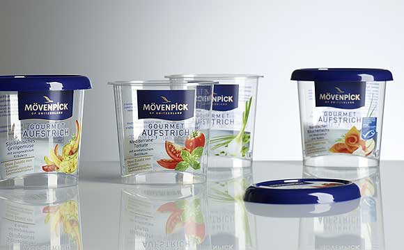 Der Becher ist mit No-Label-Look ausgestattet, um maximale Sichtbarkeit des Produkts zu sichern und die luftig-leichte Konsistenz der Aufstriche zu visualisieren.