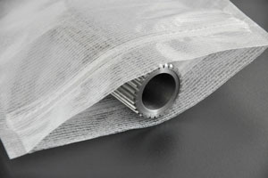 Nor*+®+*Shield AC ist laut Tests in unabhängigen Laboren der derzeit stärkste und innovativste Korrosionsschutz auf Basis eines Volatile Corrosion Inhibitor (VCI). Der von Nordenia Deutschland Gronau entwickelte Kaschierverbund wird jetzt auf zwei Fachmessen in Stuttgart und Bad Salzuflen erstmals vorgestellt.