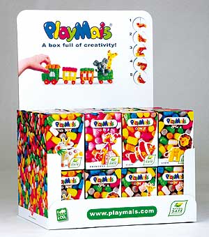 Zwei Thekendisplays von SCA Packaging für PlayMais*+®+*. Die einteiligen Displays für das kreative Kinderspielzeug aus 100 Prozent biologischen Materialien sind schnell und einfach aufgebaut und sorgen für eine aufmerksamkeitsstarke Präsentation des Spielvergnügens am P.O.S.