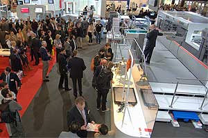 Mit den innovativen Produkten aus allen Geschäftsheinheiten gelang es Bobst, eine große Zahl von Neukunden zu gewinnen.
