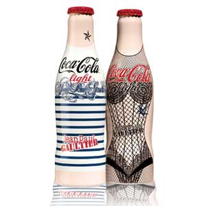 Weltweite Anerkennung für die Ardagh Group und Coca Cola mit mittlerweile vier Preisen für die geschwungenen Jean Paul Gaultier Coca-Cola-Flaschen.