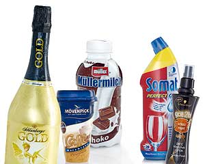 Zahlreiche erfolgreiche Marken aus den Segmenten Getränke, Lebensmittel und Non-Food tragen verkaufsstarke Shrink Sleeves von CCL Label GmbH.