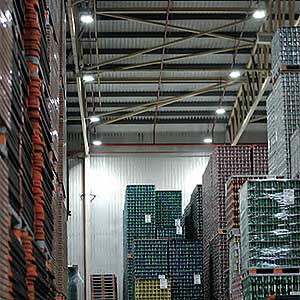 Rexam setzt auf LED-Produktonsstättenbeleuchtung.