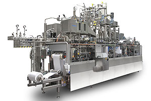 Die aseptisch ausgeführte kompakte FFS-Maschine TAS 8/48 von Hassia verpackt unterschiedlichste Becherformen und -größen mit zahlreichen Produkten.