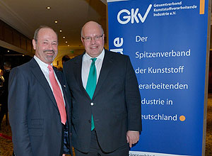GKV-Präsident Dr. Bernd-O. Kruse, Bundesminister Peter Altmaier