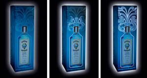 Vielfach preisgekrönt: Die blinkende Verkaufsverpackung für den Gin Bombay
Sapphire, hergestellt von K. Knauer in Zusammenarbeit mit Rox Asia
Ltd.