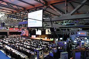 Pharmatag 2016 bei Bosch in Crailsheim. Die Themen widmeten sich u. a. aktuellen Herausforderungen und künftigen Trends bei Qualität, Flexibilität und Industrie 4.0 in der pharmazeutischen Fertigung.