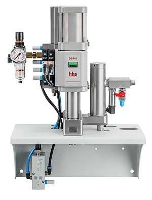 Mit DPP-4 und DPP-8 zeigt Baumer hhs auf der drupa 2016 zwei neue Doppelkolbenpumpen mit verbesserten Leistungsmerkmalen für seine Klebstoff-Auftragssysteme.