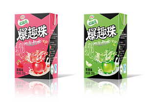 Two beverages, packed in combiblocSmall 250 ml from SIG Combibloc, contain alginate balls filled with juice, which burst in the mouth when gently chewed.
