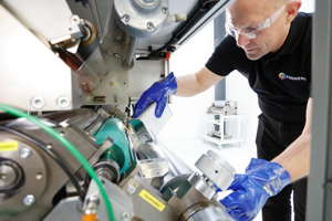 Einblick in Siegwerks neue Kaschiermaschine Labo Combi 400.