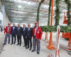 Im Bild von links nach rechts: Holger Meyer, Polier Köster GmbH, Thomas Kleine-Kalmer, Prokurist und Bereichsleitung Großprojekte Köster GmbH, Werner Matthias Dornscheidt, Vorsitzender der Geschäftsführung Messe Düsseldorf GmbH, Jurek Slapa, Geschäftsführender Gesellschafter slapa oberholz pszczulny architekten, Thomas Geisel, Oberbürgermeister der Landeshauptstadt Düsseldorf und Vorsitzender des Aufsichtsrats der Messe Düsseldorf GmbH, Thomas Schulte, Polier Köster GmbH