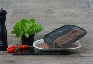 Schutzgasverpackungen für Frischfleisch mit Schalen aus Karton sind eine Neuentwicklung der Partner Stora Enso und AR Packaging.