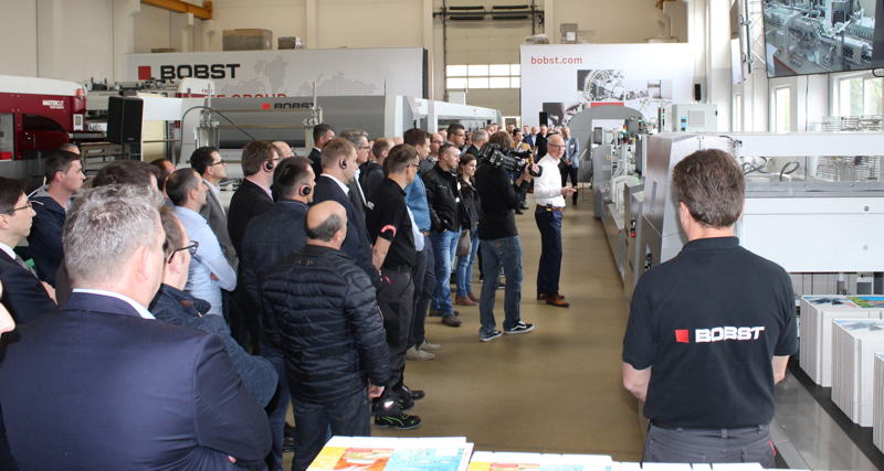 Die Resonanz auf die Einladung zu den EXPERTENTAGEN 2019 von Bobst Meerbusch stellte alle bisherigen Kundenveranstaltungen des Unternehmens in den Schatten: In den drei Tagen vom 3. bis 5. April 2019 reisten insgesamt annähernd 250 Personen aus Deutschland und anderen europäischen Ländern in das Competence Center in Meerbusch an.