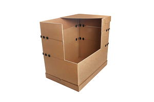 Sobald die gewünschte Höhe erreicht und das Produkt im Idealmaß verpackt ist, bildet ein Deckel den Abschluss − ohne Verlust von Stabilität, Transportsicherheit oder Stapelbarkeit.