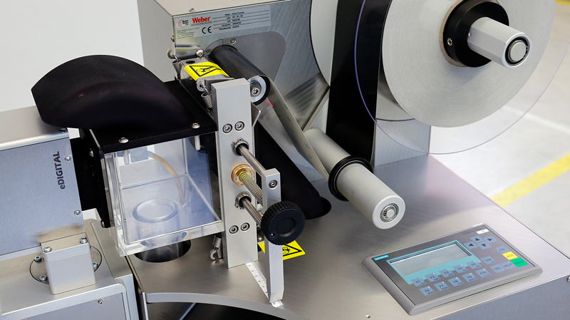 Detailansicht des LFM 100 zur Kennzeichnung von Laserfolienetiketten
