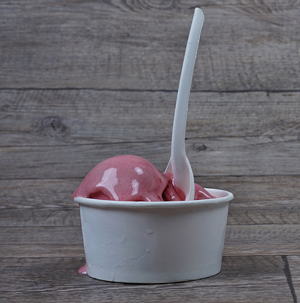 Fibre-based cutlery for the food, on-the-go and food service sectors.