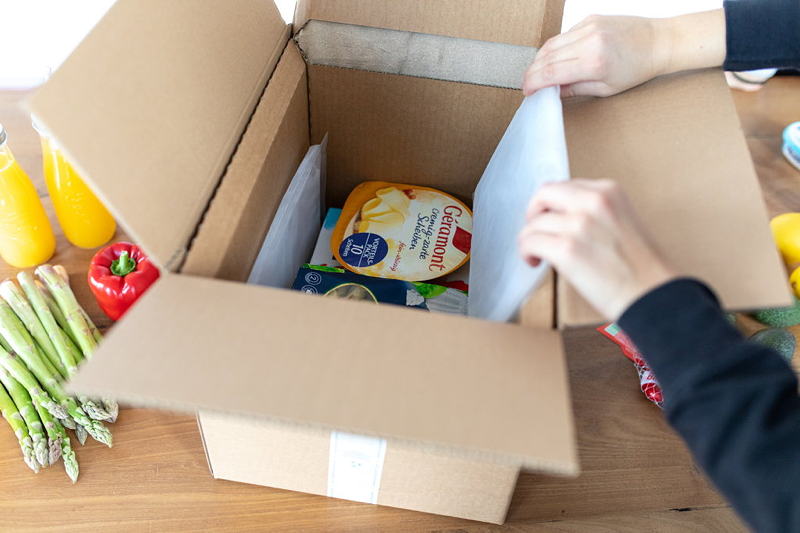 Ausblick auf die neue Produktlinie von Ecocool: Kühlverpackung mit Isolierung aus ökologischem Material, basierend auf Zellstoff aus dem Papier-Recycling