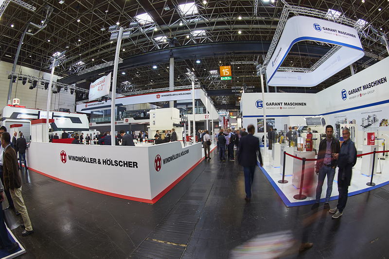 Seit 1951 ist Windmöller & Hölscher als Aussteller auf der drupa vertreten.