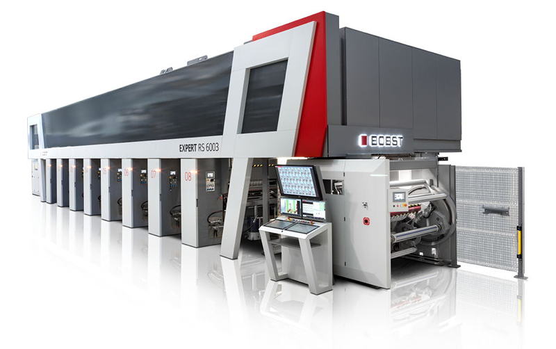 The new EXPERT RS 6003 with a maximum speed of 500 m/min, enhanced drying efficiency and a shorter hood length.