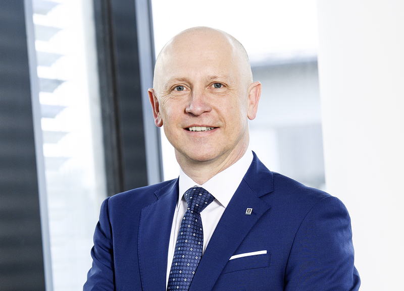 Andreas Staudinger treibt nun als Global Director Packaging bei Kiefel die Zukunftsthemen des Verpackungsbereiches weiter voran.