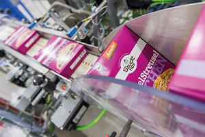 Der Demeter-Betrieb Bauckhof verpackt glutenfreie Flocken und Mehle in
recyclingfähige Papierbeutel mit Barriereschicht.