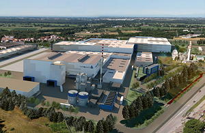 Glasfabrik der Zukunft: In Boffalora sopra Ticino nahe Mailand baut Vetropack ein hochmodernes Werk, in dem smarte Technologie die Mitarbeitenden in Produktion und Logistik unterstützt.