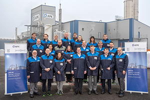 Investoren und APK-Vorstand sowie -Aufsichtsrat im APK-Werk, Merseburg