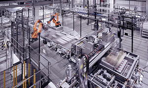 KHS präsentiert auf der interpack modulare Automatisierungslösungen für Formatumstellungen zum Verpacken von Getränkedosen und PET-Flaschen. Mit der neuen Option für sämtliche KHS-Packer der Advanced-Baureihe sowie Palettierer der PB-Baureihe sind bis zu 80 Prozent aller manuellen Tätigkeiten im Zusammenhang mit der Umrüstung überflüssig.