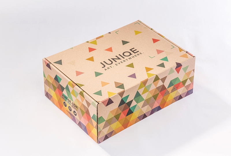 Verpackungen aus Well- und Vollpappe können einen großen Beitrag zu einer nachhaltigen Entwicklung des E-Commerce leisten.